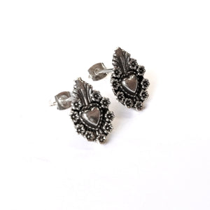 ARETES CORAZÓN CON FLORES