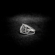 Cargar imagen en el visor de la galería, ANILLO ONDULADO
