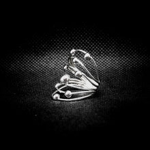 Cargar imagen en el visor de la galería, ANILLO LARGO CUENTAS
