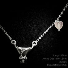 Cargar imagen en el visor de la galería, COLLAR PORTA FLOR CON CUARZO ROSA

