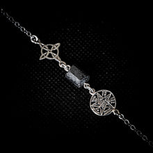 Cargar imagen en el visor de la galería, PULSERA DIJES PROTECCIÓN CON TURMALINA
