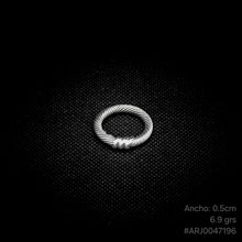 Cargar imagen en el visor de la galería, ANILLO TRENZADO
