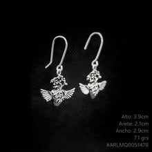 Cargar imagen en el visor de la galería, ARETES AMOR POR MÉXICO CON ALAS
