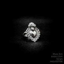 Cargar imagen en el visor de la galería, ANILLO CORAZÓN MILAGROS
