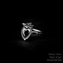 Cargar imagen en el visor de la galería, ANILLO CORAZÓN FLORES
