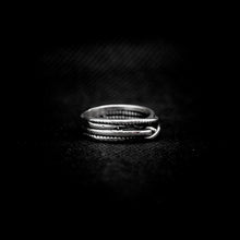 Cargar imagen en el visor de la galería, ANILLO ENTRELAZADO

