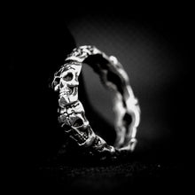 Cargar imagen en el visor de la galería, ANILLO CRÁNEOS
