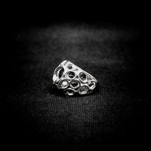 Cargar imagen en el visor de la galería, ANILLO CALADO
