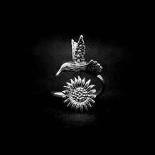 Cargar imagen en el visor de la galería, ANILLO COLIBRÍ CON GIRASOL
