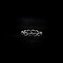 Cargar imagen en el visor de la galería, ANILLO BANDA INFINITO
