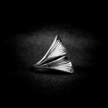 Cargar imagen en el visor de la galería, ANILLO PETALOS
