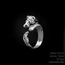 Cargar imagen en el visor de la galería, ANILLO LEÓN
