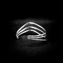 Cargar imagen en el visor de la galería, BRAZALETE ONDAS
