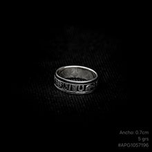Cargar imagen en el visor de la galería, ANILLO DE LA SUERTE BANDA GIRATORIA
