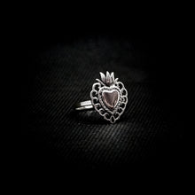 Cargar imagen en el visor de la galería, ANILLO CORAZÓN FUEGO
