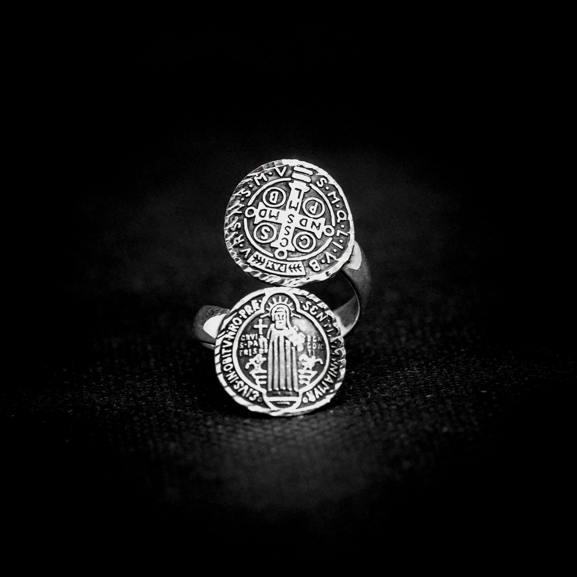 ANILLO SAN BENITO