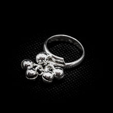 Cargar imagen en el visor de la galería, ANILLO CASCABELES
