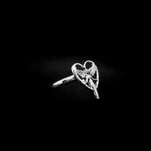 Cargar imagen en el visor de la galería, ANILLO HADA CON CORAZÓN
