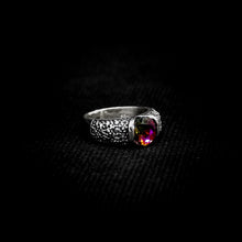 Cargar imagen en el visor de la galería, ANILLO RÚSTICO CON ZIRCONIA

