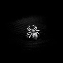Cargar imagen en el visor de la galería, ANILLO ARAÑA
