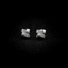 Cargar imagen en el visor de la galería, ARETES MINIMALISTAS

