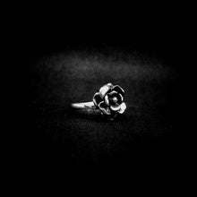 Cargar imagen en el visor de la galería, ANILLO ROSA
