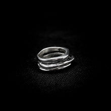 Cargar imagen en el visor de la galería, ANILLO ENTRELAZADO
