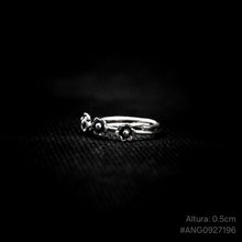 Cargar imagen en el visor de la galería, ANILLO BANDA FLORES
