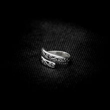 Cargar imagen en el visor de la galería, ANILLO AJUSTABLE ESPIRAL
