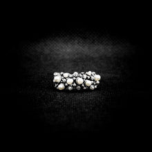 Cargar imagen en el visor de la galería, ANILLO PERLAS
