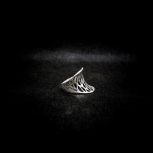 Cargar imagen en el visor de la galería, ANILLO CELESTE

