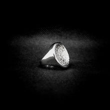 Cargar imagen en el visor de la galería, ANILLO SELLO ONDULADO
