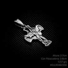 Cargar imagen en el visor de la galería, DIJE CRUZ SAN MIGUEL ARCÁNGEL

