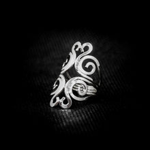 Cargar imagen en el visor de la galería, ANILLO ESPIRAL Y CORAZÓN
