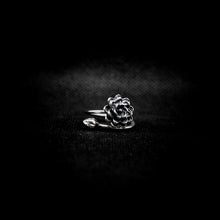 Cargar imagen en el visor de la galería, ANILLO FLOR AJUSTABLE
