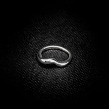 Cargar imagen en el visor de la galería, ANILLO OLA
