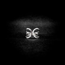 Cargar imagen en el visor de la galería, ANILLO MINIMALISTA

