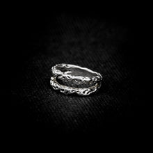 Cargar imagen en el visor de la galería, ANILLO DOBLE RÚSTICO
