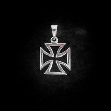 Cargar imagen en el visor de la galería, DIJE CRUZ DE MALTA
