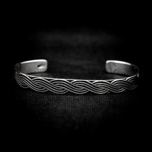 Cargar imagen en el visor de la galería, BRAZALETE TRENZADO
