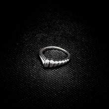 Cargar imagen en el visor de la galería, ANILLO CROISSANT
