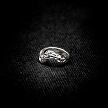 Cargar imagen en el visor de la galería, ANILLO RÚSTICO
