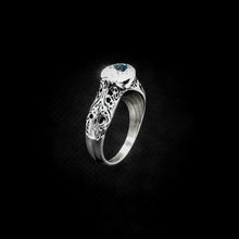 Cargar imagen en el visor de la galería, ANILLO BARROCO ZIRCONIA
