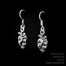 Cargar imagen en el visor de la galería, ARETES CORAZÓN ANATÓMICO
