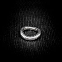 Cargar imagen en el visor de la galería, ANILLO CURVO
