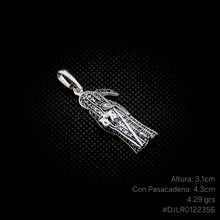 Cargar imagen en el visor de la galería, DIJE SANTA MUERTE
