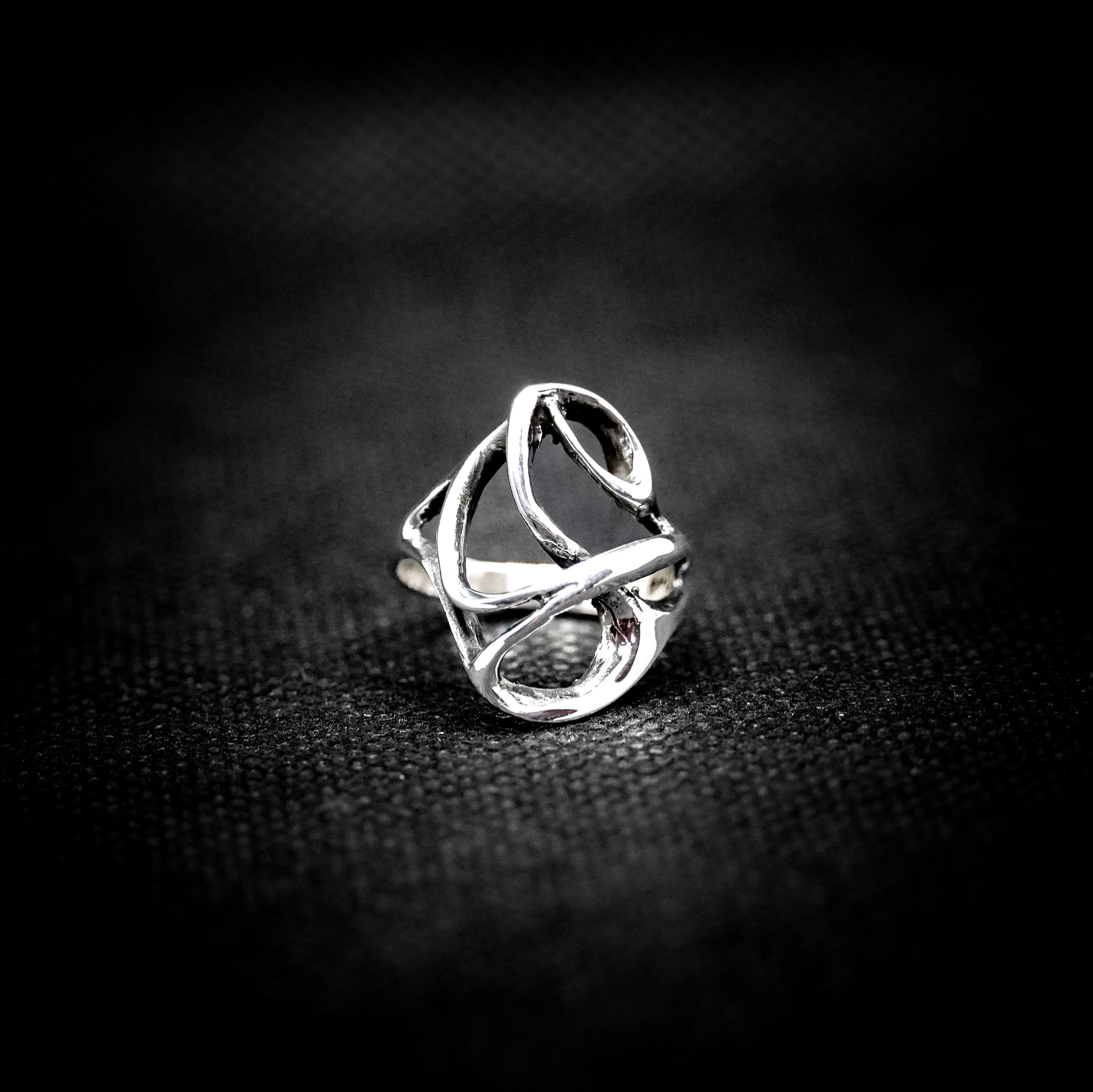 ANILLO IRREGULAR