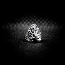 Cargar imagen en el visor de la galería, ANILLO CATRINA FLORAL
