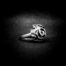 Cargar imagen en el visor de la galería, ANILLO ABSTRACTO FLOR
