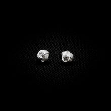 Cargar imagen en el visor de la galería, ARETES NUDOS ENTRELAZADOS
